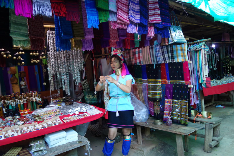 long neck village baan huay sua thao, baan huay sua thao, long neck village, huay sua thao