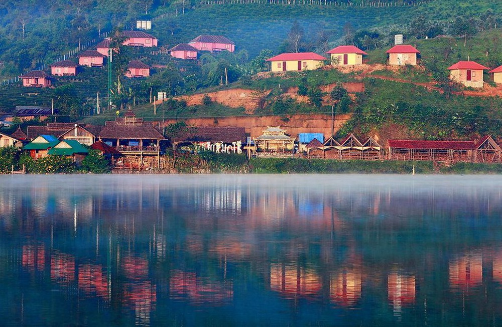 tea tasting festival at ban rak thai, tea tasting festival in mae hong son, tea tasting festival mae hong son, tea tasting festival