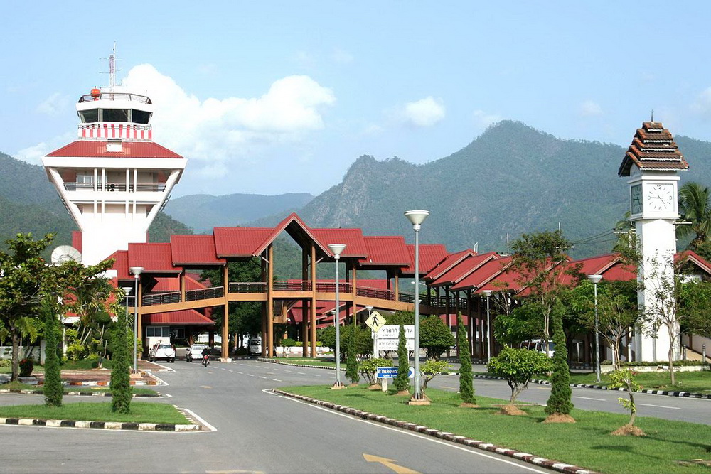 mae hong son airport