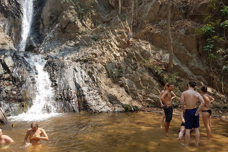 mae yen waterfall, maeyen waterfall, waterfall in pai, mae yen waterfall in pai, maeyen waterfall in pai