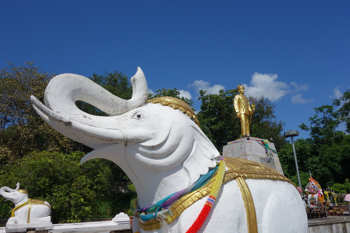 phraya singhanatracha memorial, statue of phraya singhanatracha, phraya singhanatracha, phraya singhanatracha statue