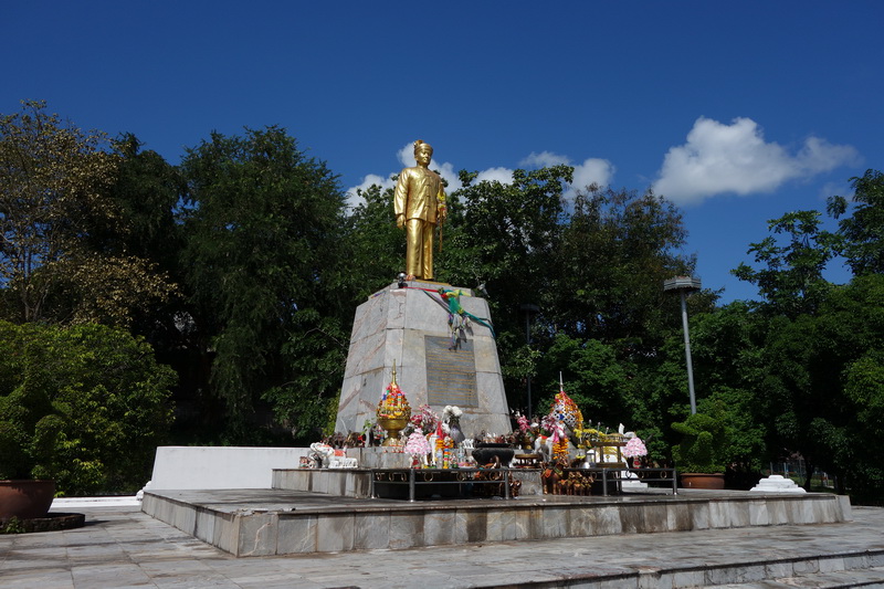 phraya singhanatracha memorial, statue of phraya singhanatracha, phraya singhanatracha, phraya singhanatracha statue