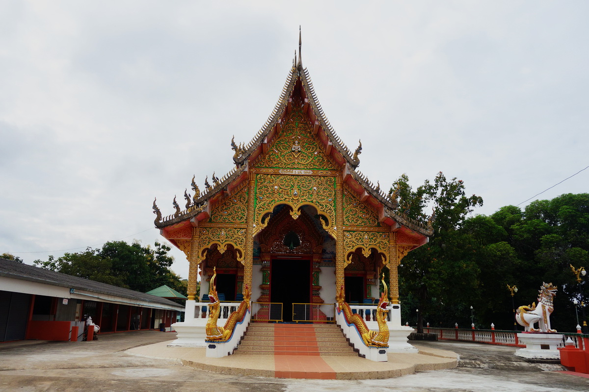 wat phra that chom chaeng, phra that chom chaeng temple, wat phrathat chom chaeng, phrathat chom chaeng temple, wat phra that jom jaeng, phra that jom jaeng temple, wat phrathat jom jaeng, phrathat jom jaeng temple