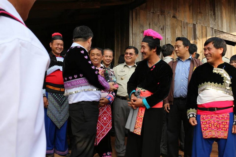 hmong people, hmong, hmong hilltribe, hmong trible