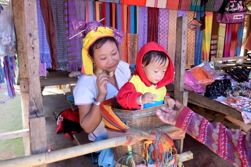 baan nam phiang din, ban nam phiang din, nam phiang din long neck village, nam phiang din village, ban nam phiang din long neck, ban nam phiang din long neck village