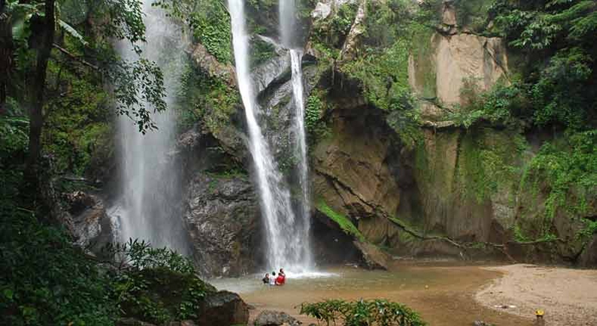 mok fa waterfall, mok fah waterfall, mokfa waterfall, mokfar waterfall