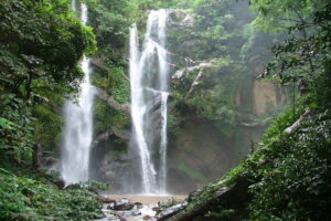mok fa waterfall, mok fah waterfall, mokfa waterfall, mokfar waterfall